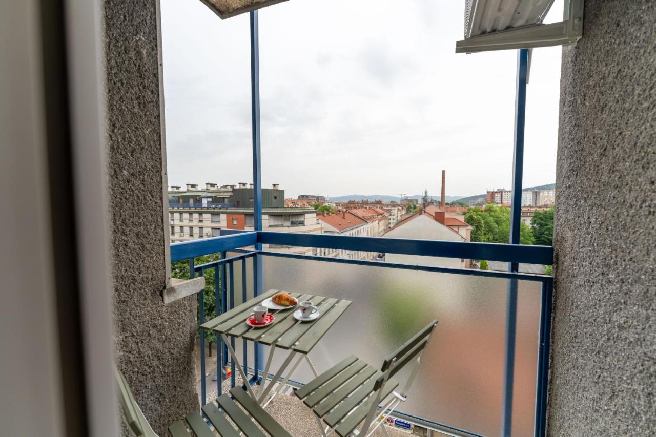 Elegant Tour As Studio Gilly With Open Views And A Balcony In The Center Ljubljana Exterior photo